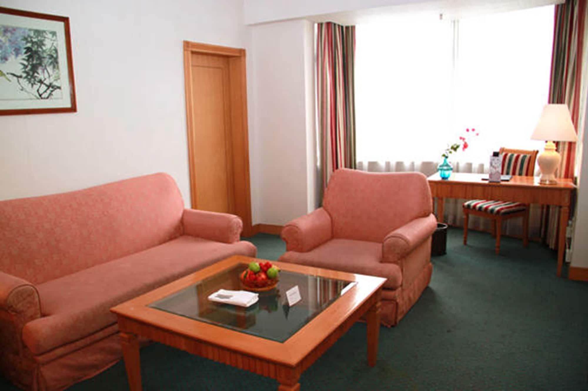 Rosedale Hotel & Suites Guangzhou - Free Shuttle Bus To Canton Fair Экстерьер фото
